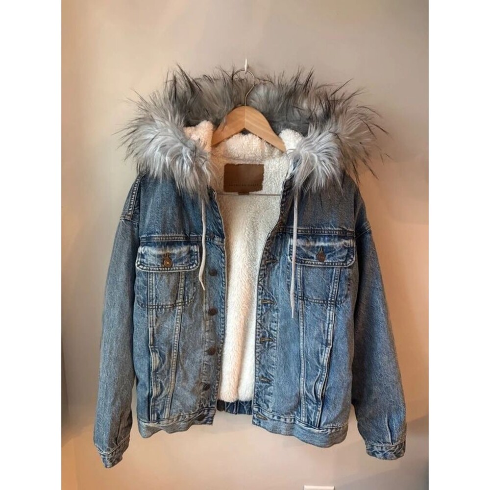American Eagle Sherpa Lined Denim Jacket Faux Fur Hood XS